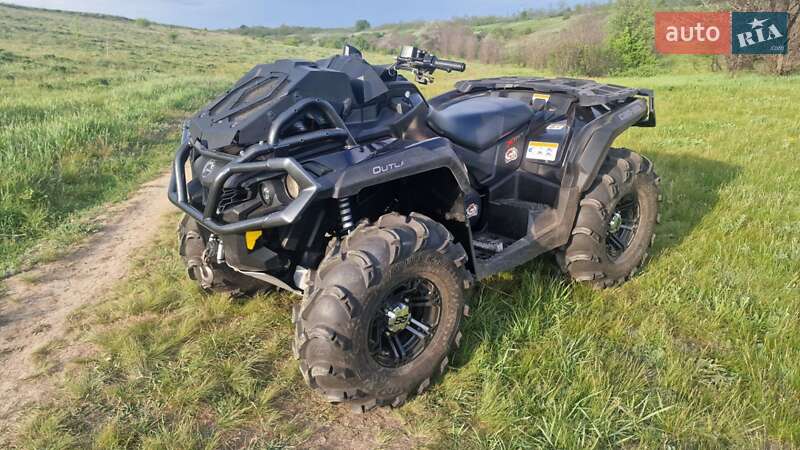 BRP Outlander 2020