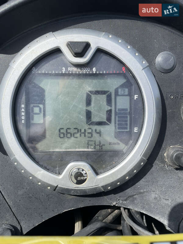 Квадроцикл  утилитарный BRP Outlander 2012 в Новояворовске