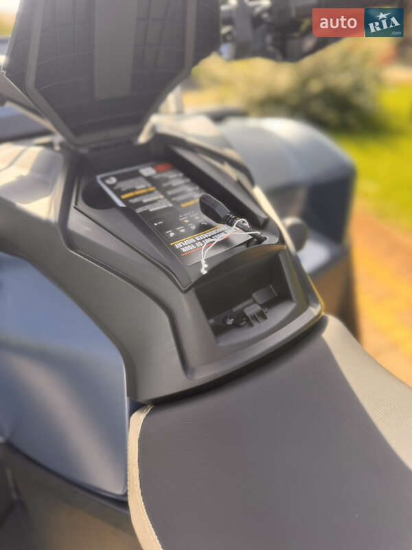 Квадроцикл  утилитарный BRP Outlander 2025 в Львове