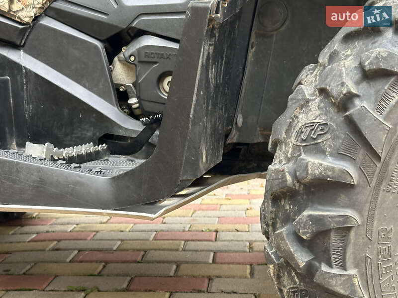 Квадроцикл  утилитарный BRP Outlander 2014 в Ужгороде