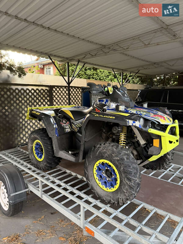 Квадроцикл  утилитарный BRP Outlander 2019 в Киеве