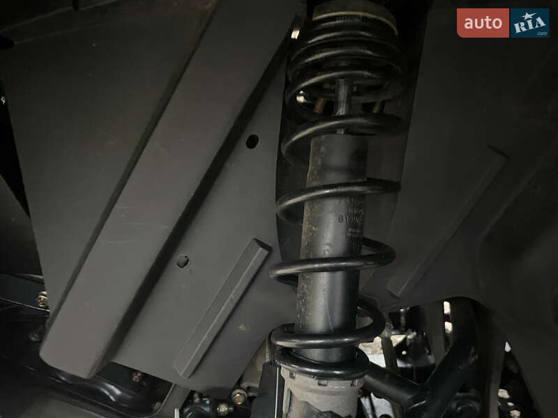 Квадроцикл  утилитарный BRP Outlander 2012 в Харькове