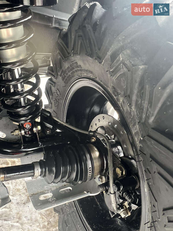 Вездеход-амфибия BRP Outlander 2012 в Черновцах