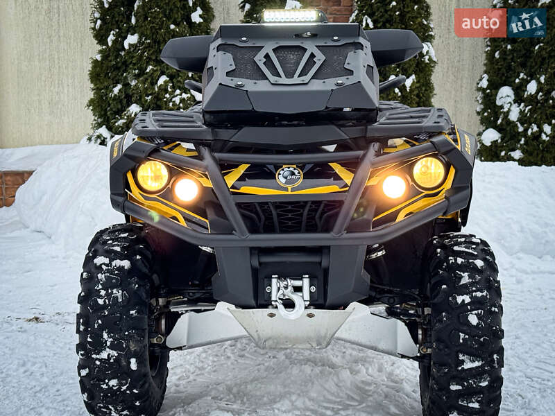 Квадроцикл  утилитарный BRP Outlander 2016 в Ужгороде