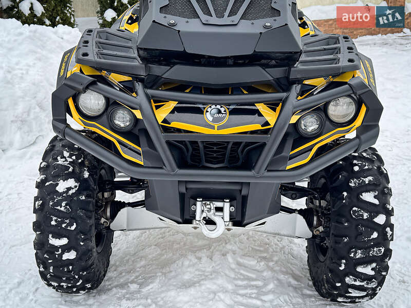 Квадроцикл  утилитарный BRP Outlander 2016 в Ужгороде