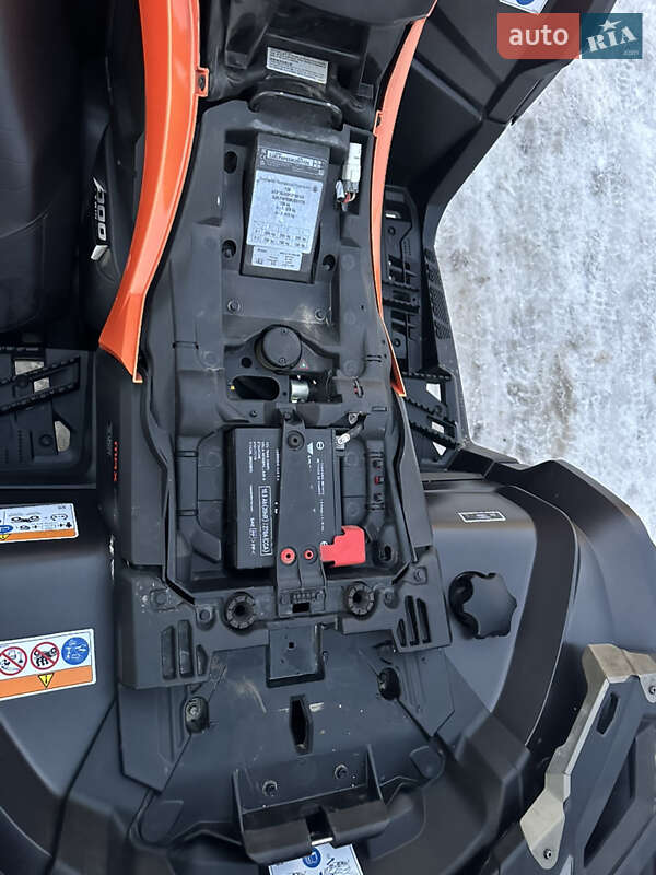 Квадроцикл  утилитарный BRP Outlander 2021 в Львове