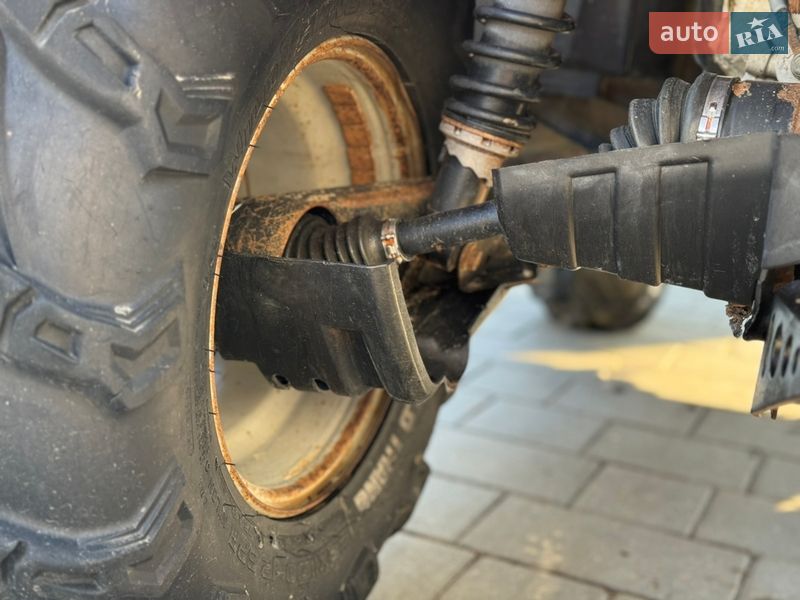 Квадроцикл  утилитарный BRP Outlander 2012 в Черновцах