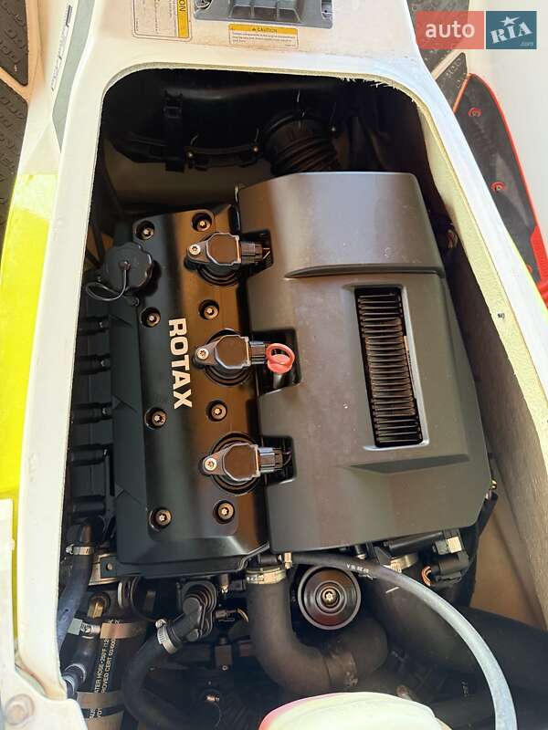 Гідроцикл спортивний BRP RXP-X 2016 в Вінниці