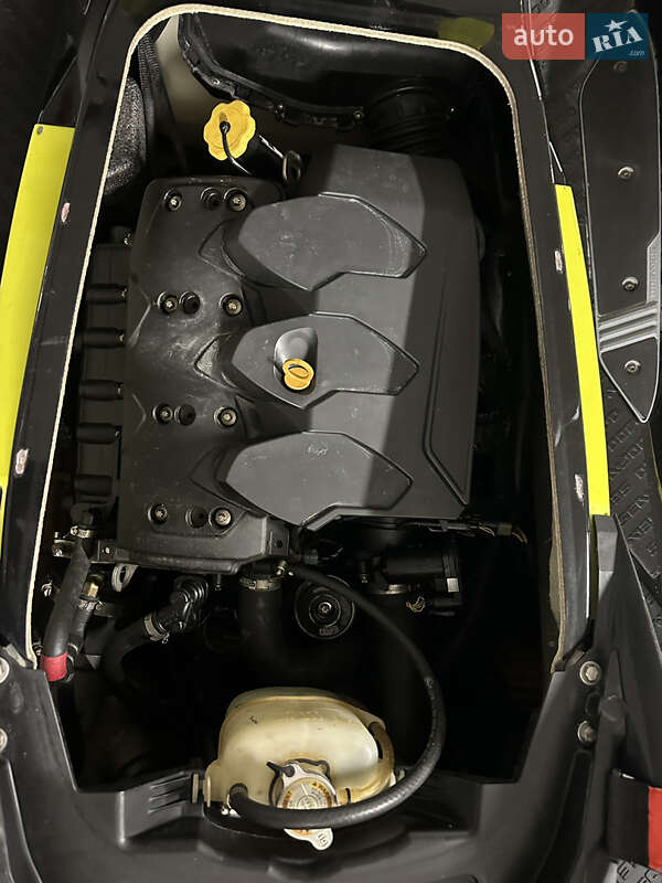 Гидроцикл спортивный BRP RXP 2012 в Киеве