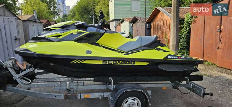 Гидроцикл спортивный BRP RXP 2017 в Киеве