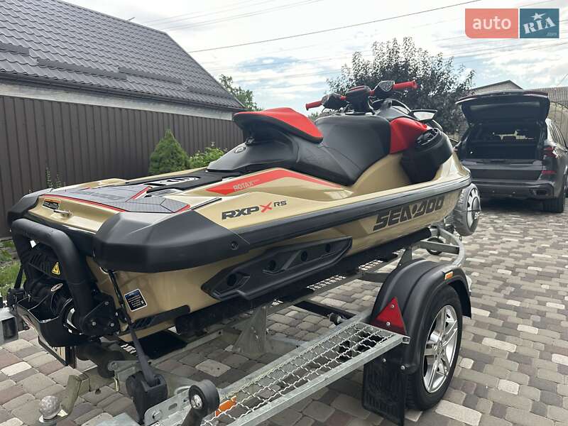 Гидроцикл спортивный BRP RXP 2025 в Белой Церкви фото 10 Гидроцикл спортивный BRP RXP 2025 в Белой Церкви