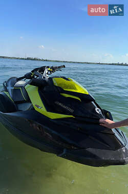 Гидроцикл спортивный BRP RXP 2014 в 