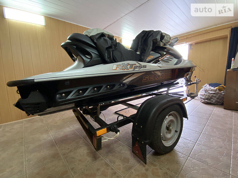 Гидроцикл туристический BRP RXT-X 2008 в Днепре фото 5 Гидроцикл туристический BRP RXT-X 2008 в Днепре