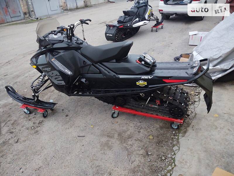 Снегоход BRP Ski-Doo 2017 в Киеве фото 5 Снегоход BRP Ski-Doo 2017 в Киеве