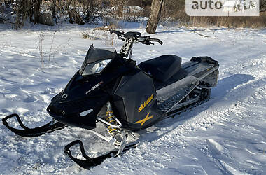 Спортивные снегоходы BRP Ski-Doo 2008 в Коломые