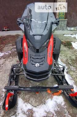 Спортивные снегоходы BRP Ski-Doo 2021 в Киеве