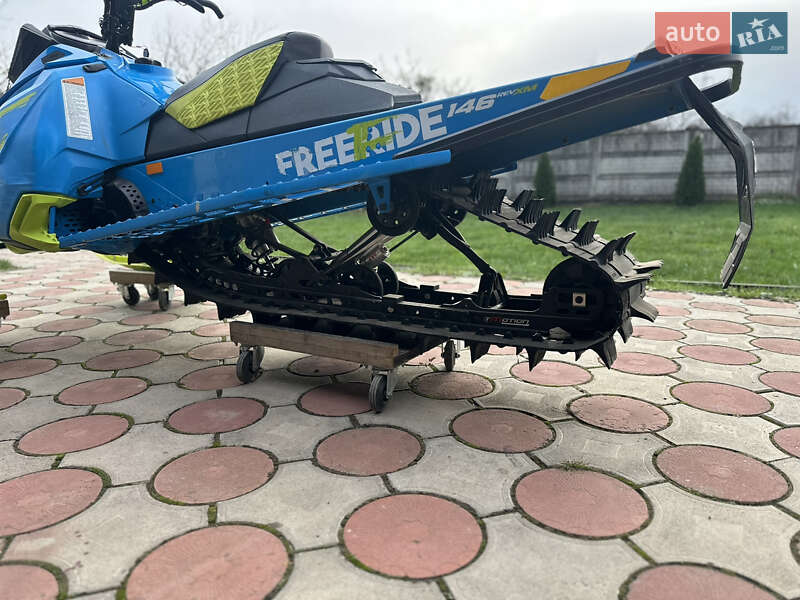 Гірські снігоходи BRP Ski-Doo 2017 в Великому Березному