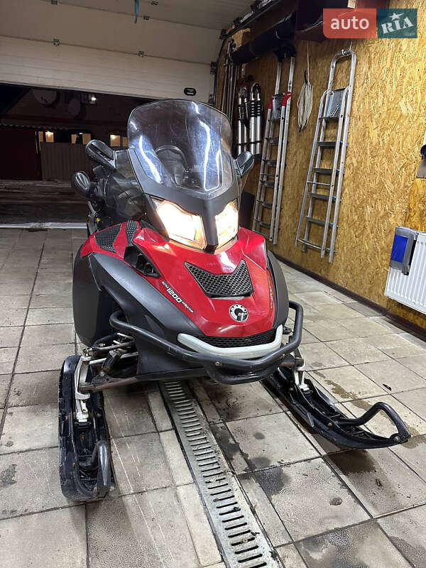 Снегоходы для охоты и рыбалки BRP Ski-Doo 2010 в 
