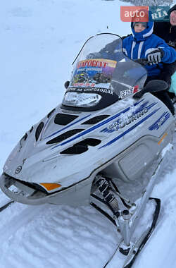 Спортивні снігоходи BRP Ski-Doo 2000 в 