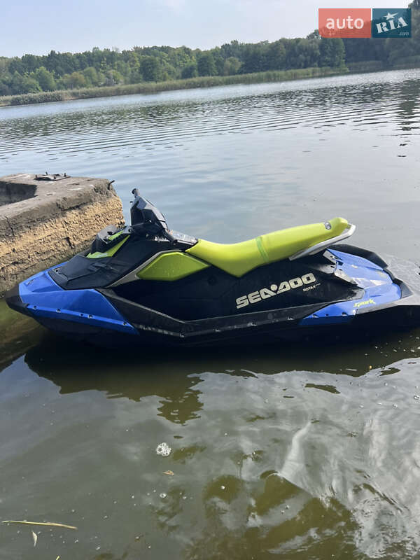 Гідроцикл спортивний BRP Spark 2021 в Тульчині