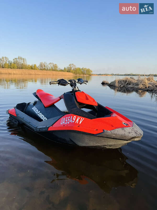 Гідроцикл спортивний BRP Spark 2017 в Києві