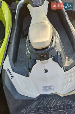 Гидроцикл спортивный BRP Spark 2015 в Киеве