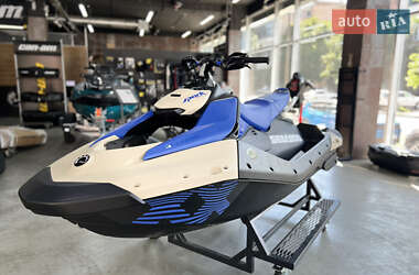 Гідроцикл спортивний BRP Spark 2025 в 