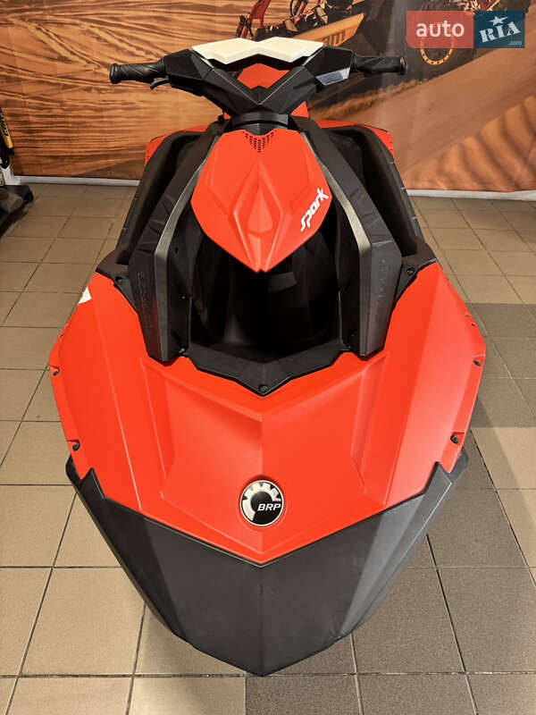 Гидроцикл спортивный BRP Spark 2017 в Житомире фото 4 Гидроцикл спортивный BRP Spark 2017 в Житомире