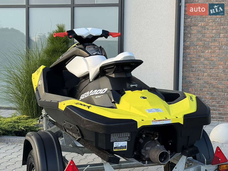 Гидроцикл спортивный BRP Spark 2016 в Тернополе