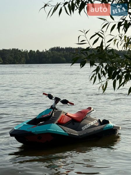 Гидроцикл спортивный BRP Spark 2017 в Житомире
