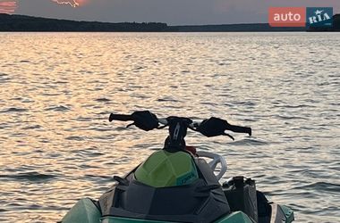 Гидроцикл спортивный BRP Spark 2020 в Ладыжине