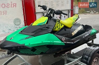 Гидроцикл спортивный BRP Spark 2020 в Ладыжине фото 7 Гидроцикл спортивный BRP Spark 2020 в Ладыжине