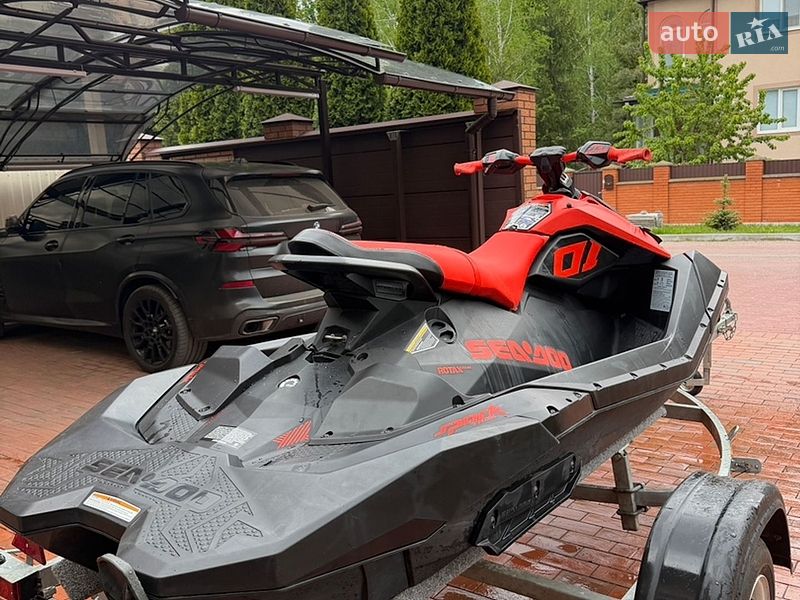 Гидроцикл спортивный BRP Spark 2022 в Кропивницком