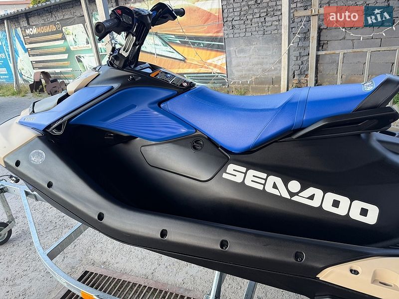 BRP Spark 2025 BRP Spark 2025