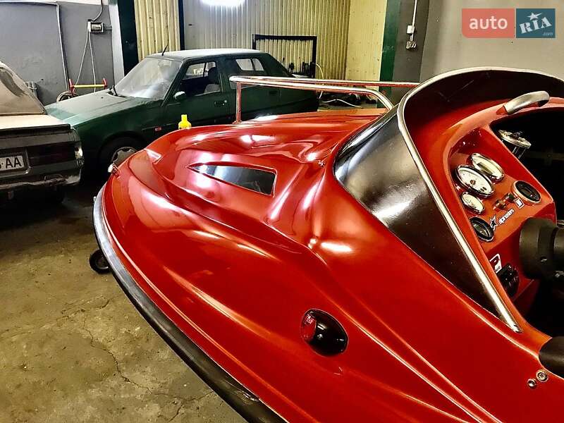 Катер BRP Speedster 2003 в Кременчуці