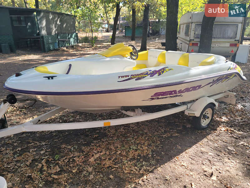 Катер BRP Speedster 2000 в Каменском