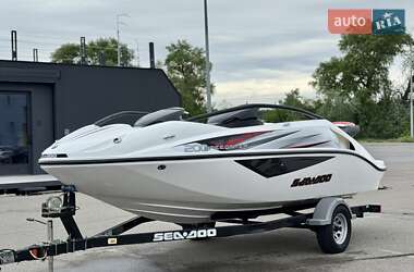 Катер BRP Speedster 2012 в Киеве