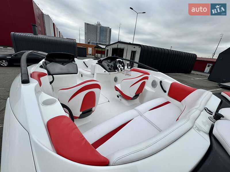 Катер BRP Speedster 2012 в Киеве