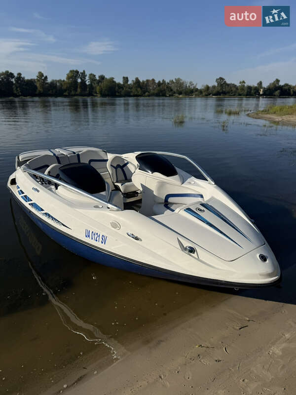 Катер BRP Speedster 2006 в Києві