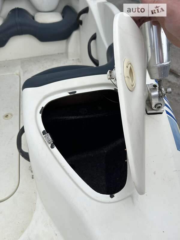 Катер BRP Sportster 2000 в Києві