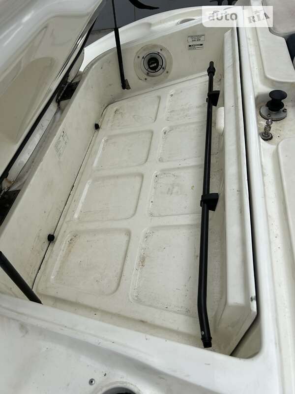 Катер BRP Sportster 2000 в Києві