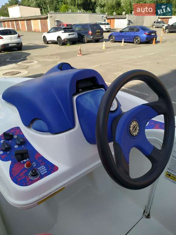 Катер BRP Sportster 2001 в Киеве