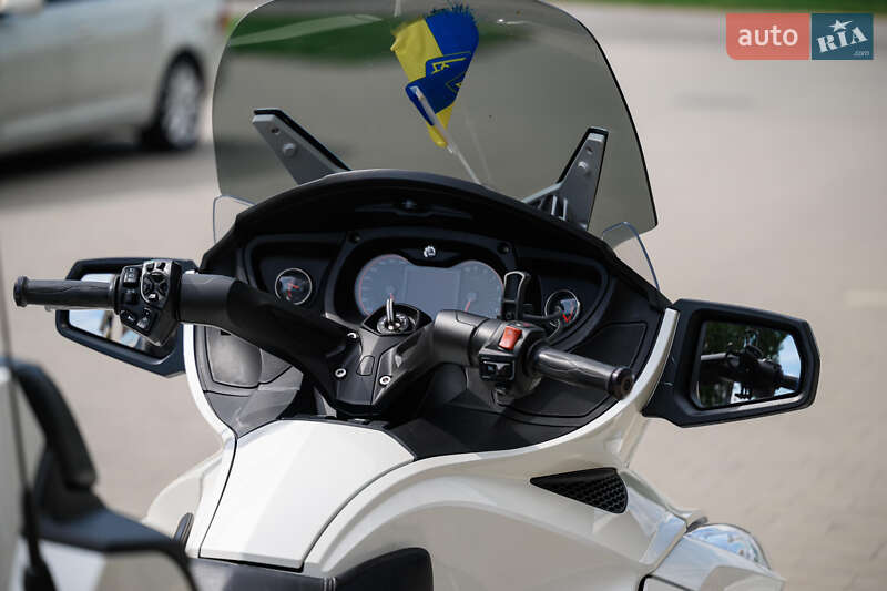 Трайк BRP Spyder 2016 в Ужгороде фото 7 Трайк BRP Spyder 2016 в Ужгороде