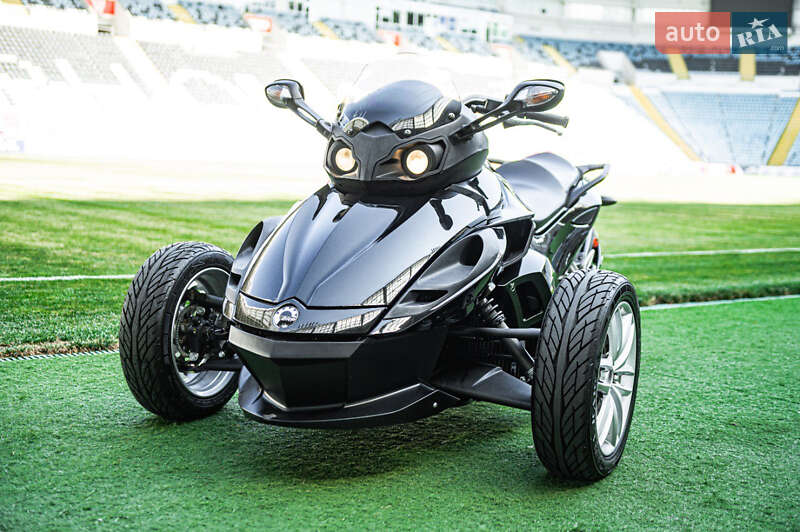 BRP Spyder 2014 BRP Spyder 2014