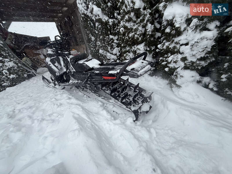 Снегоходы для охоты и рыбалки BRP Summit 2022 в Костополе
