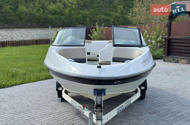 Катер BRP Utopia 2006 в 