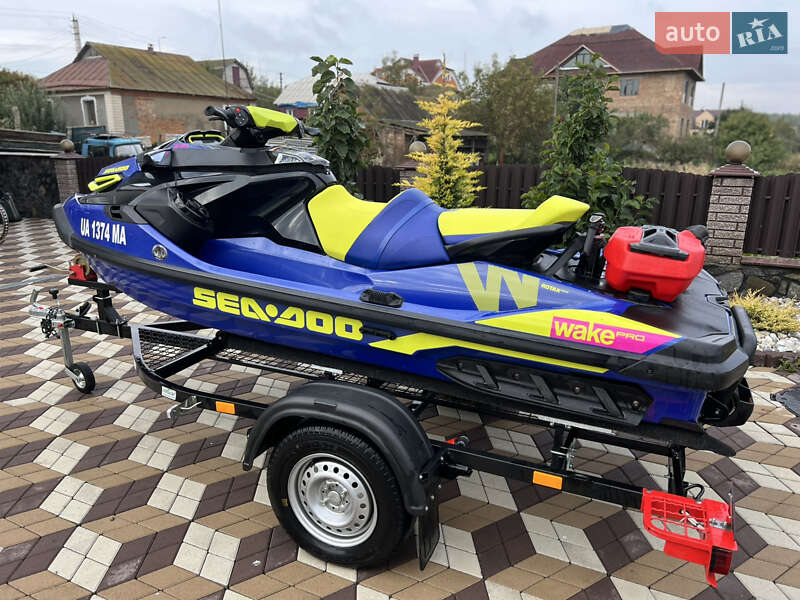 Гидроцикл туристический BRP Wake 2020 в Летичеве