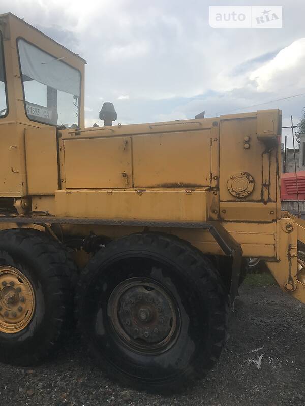 Автогрейдер Брянский Арсенал ДЗ 1990 в Умани