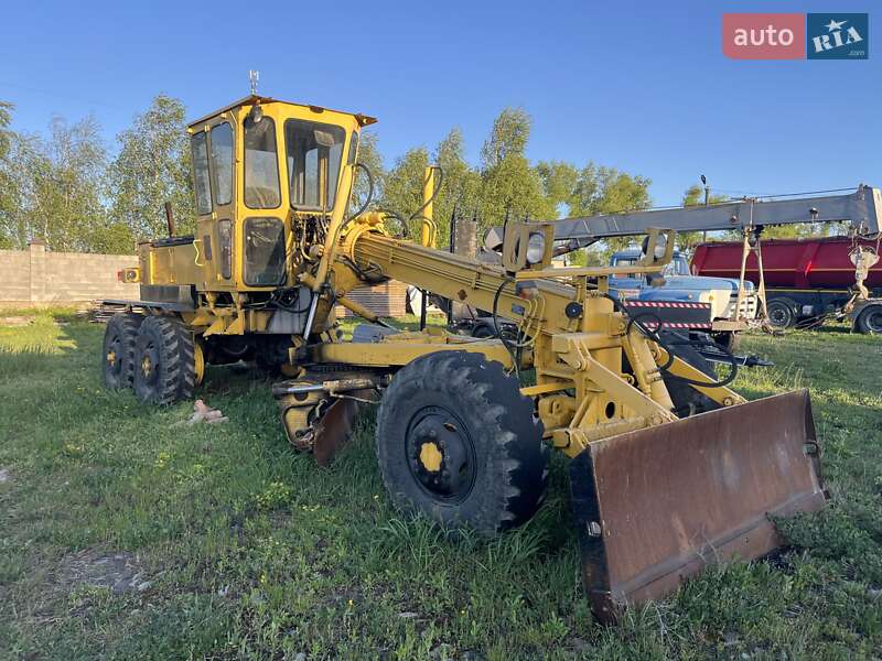 Автогрейдер Брянский Арсенал ДЗ 1992 в Могилев-Подольске