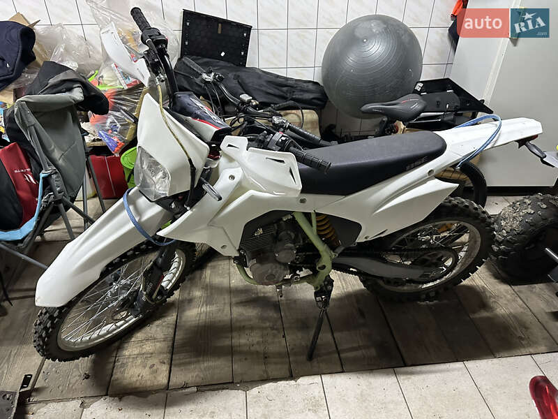Мотоцикл Позашляховий (Enduro) BSE J3D 300 Enduro 2023 в Буську фото 2 Мотоцикл Позашляховий (Enduro) BSE J3D 300 Enduro 2023 в Буську